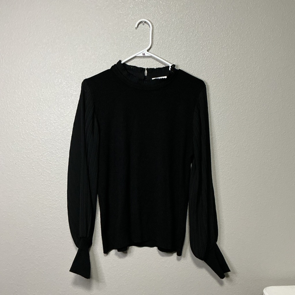 Sioni Black Pleated Sleeve Blouse Size Large Long Sleeve Ruffle Neck Elegant Top